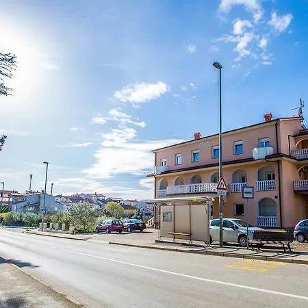 Veli Vrh Pula