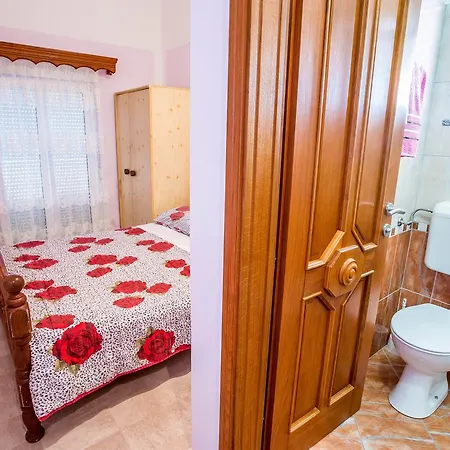 Veli Vrh Pensionat 3*
