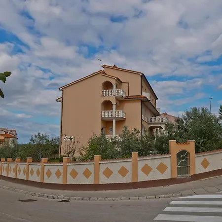 Veli Vrh Maison d'hôtes Pula