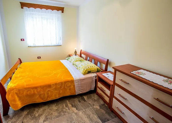 Gasthuis Veli Vrh Pula