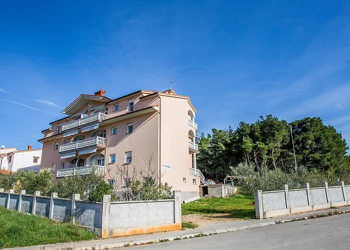 Πανσιόν Veli Vrh