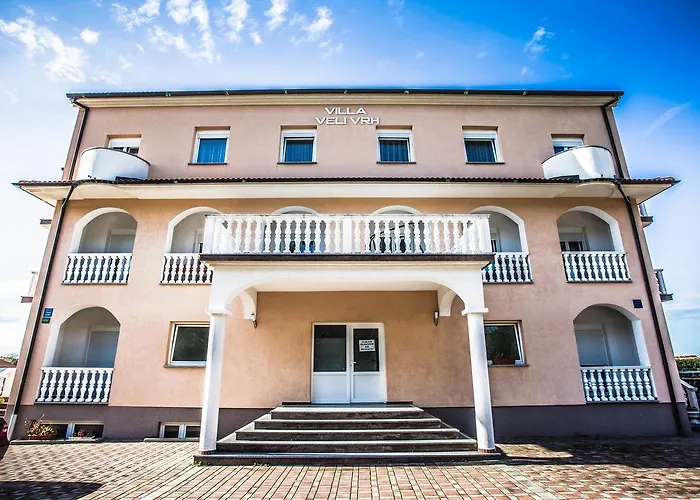 Πανσιόν Veli Vrh Πούλα