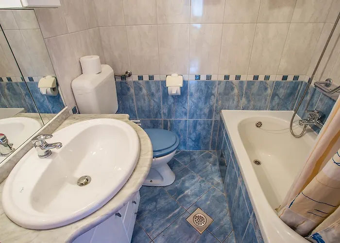 Veli Vrh Πανσιόν Πούλα