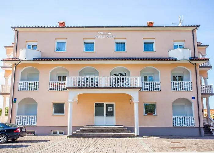 Veli Vrh Πανσιόν 3*