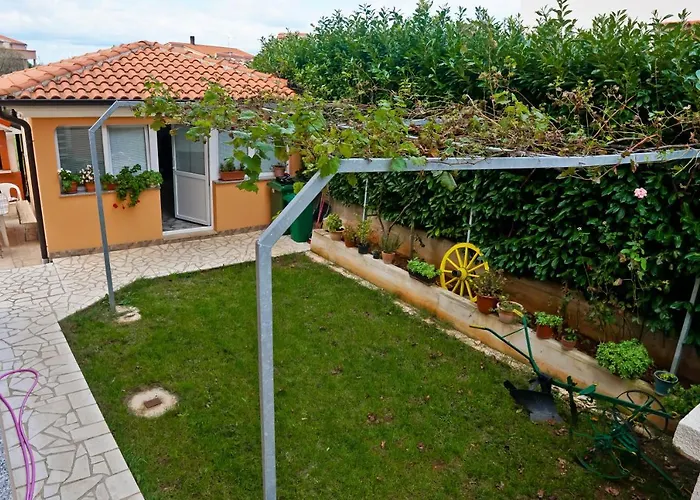 Veli Vrh 3* Πούλα