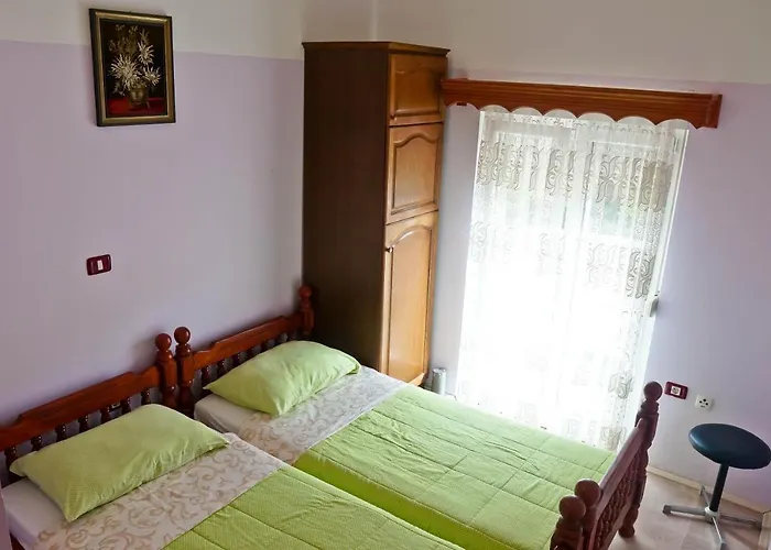 Πανσιόν Veli Vrh Πούλα