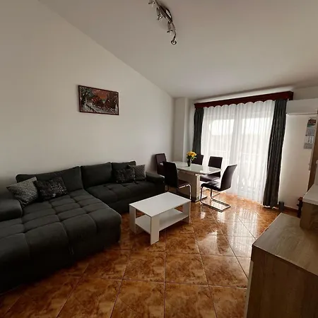 Veli Vrh Penzion Pula