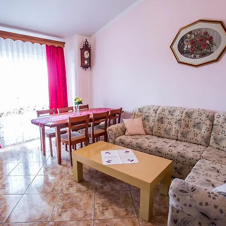 بيت ضيافة Veli Vrh بولا