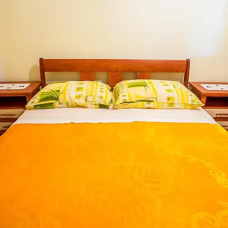 Veli Vrh بيت ضيافة
