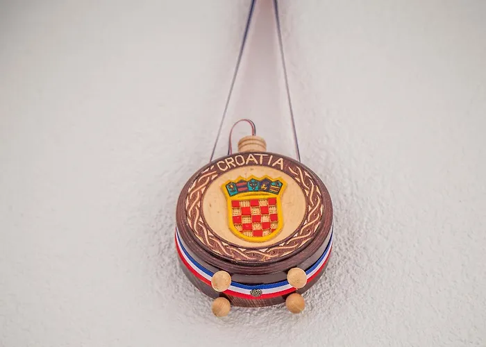 Πανσιόν Veli Vrh