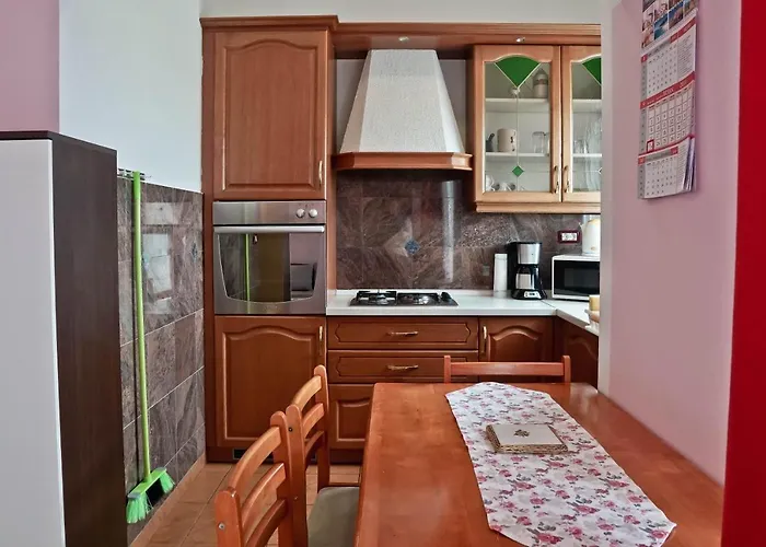 Veli Vrh 3* Πούλα