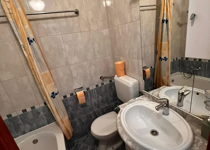 Veli Vrh 3* 풀라