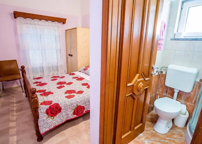 Veli Vrh 게스트하우스 3*